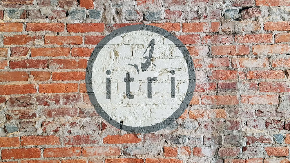 Itri Gets a Stunning Painted Logo by Dubus Studio!